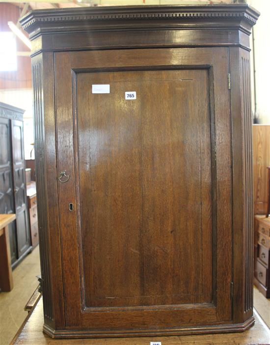 Oak hanging corner cupboard